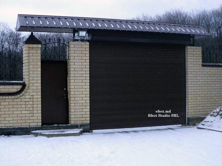 Козырек над воротами и калиткой