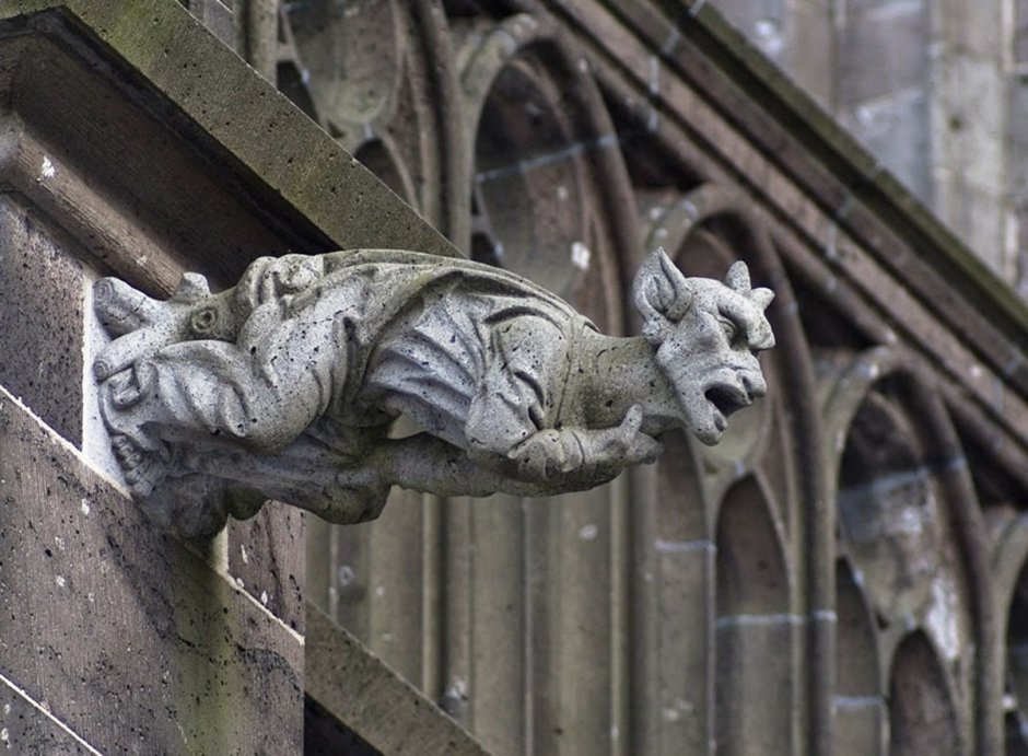 Горгулья Готика архитектура
