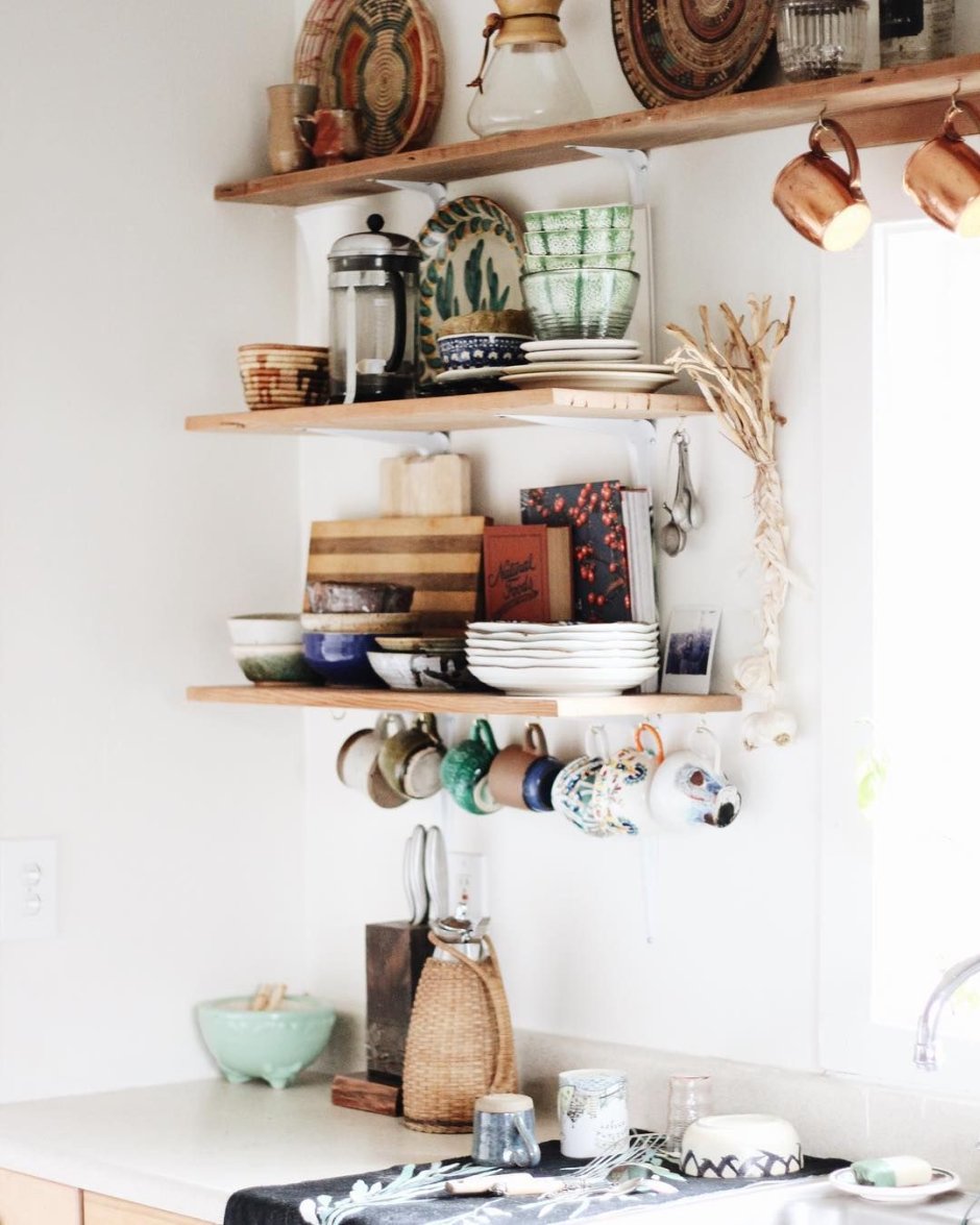 Кухни необычные необычные полки сверху
