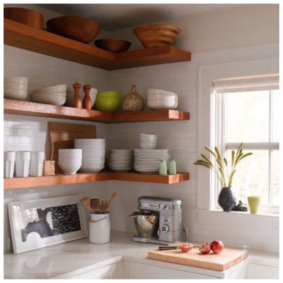 Кухня с открытыми полками