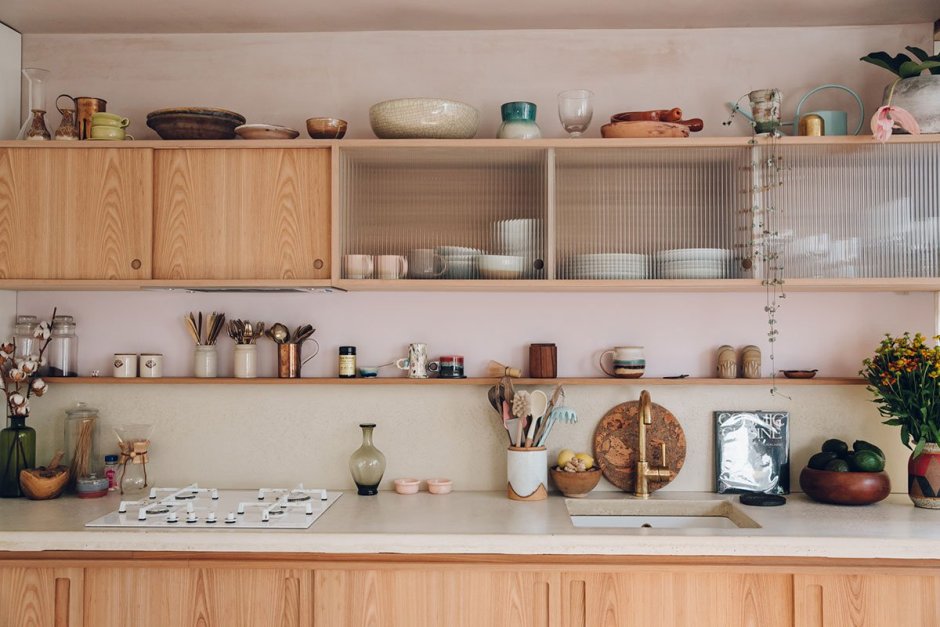 Полки в кухонном гарнитуре