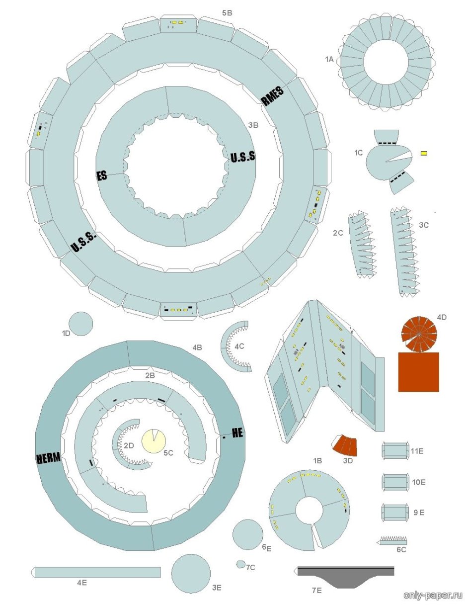 Макет космического корабля из бумаги