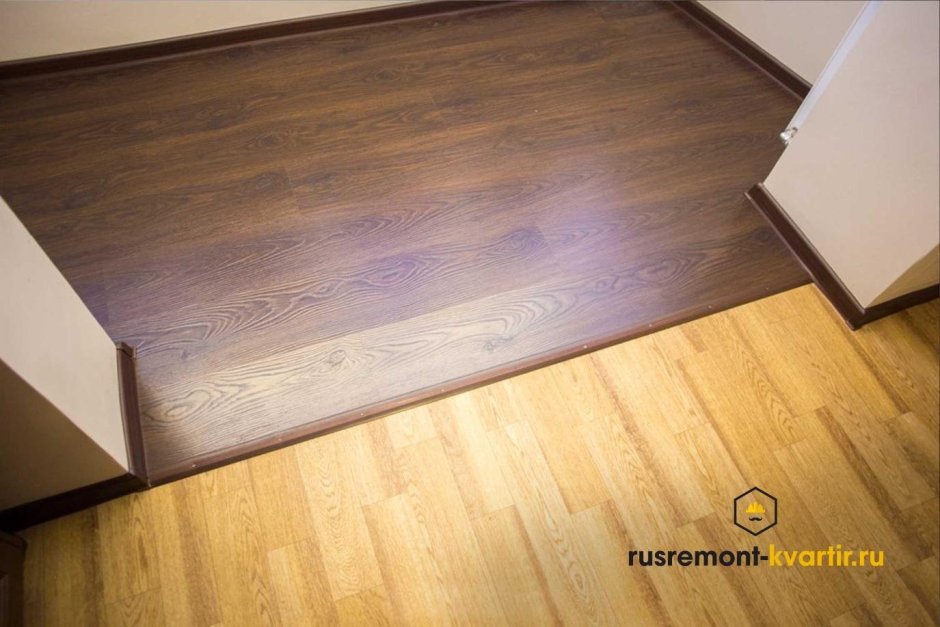 Стыки линолеума между комнатами