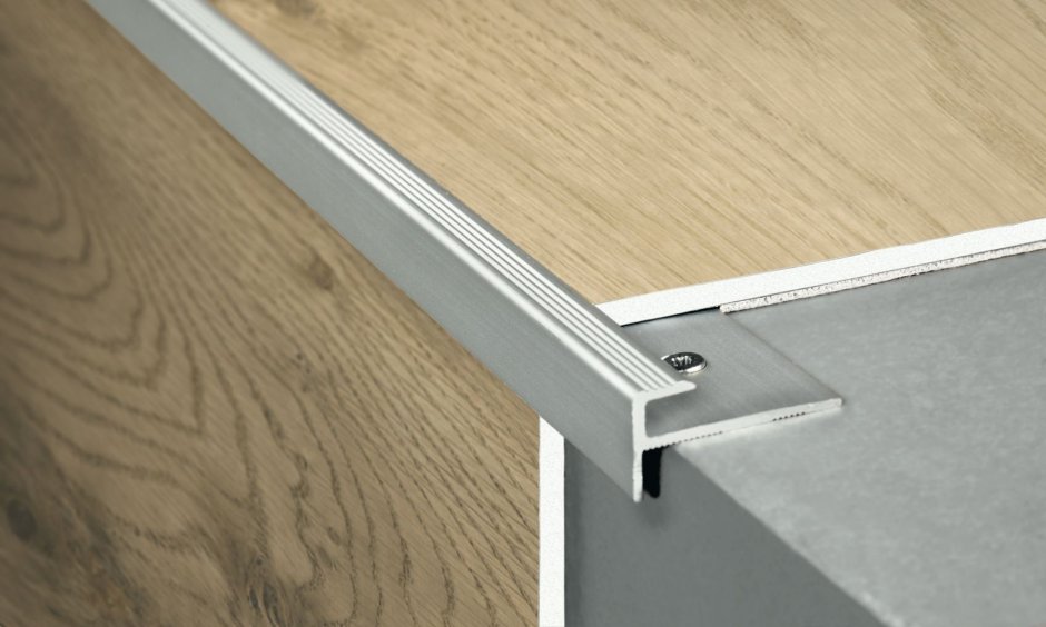 Алюминиевый соединительный профиль для Pergo Vinyl click 7x24x2000 мм PGVEXPSILV