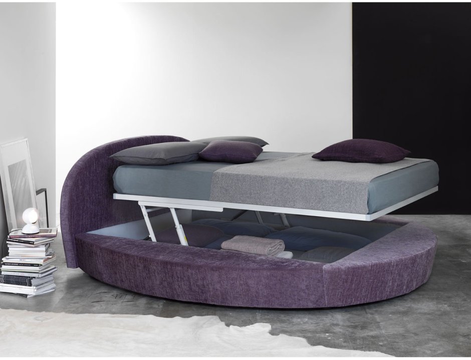 Круглая кровать в Угловом подиуме