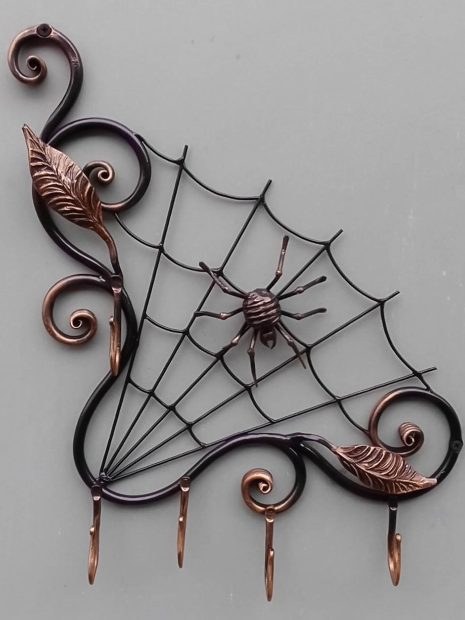 Кованая ключница