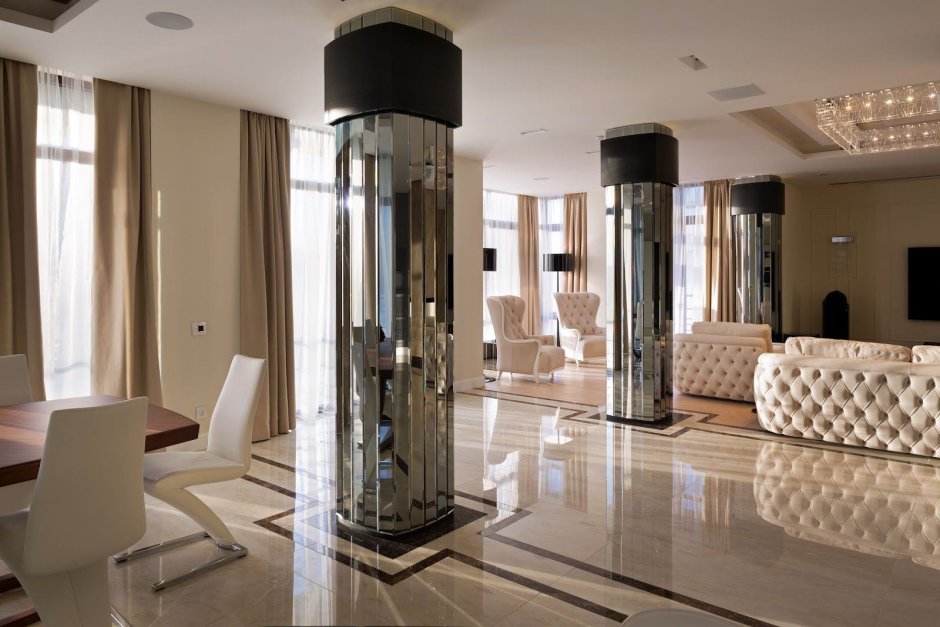 Зеркальная колонна