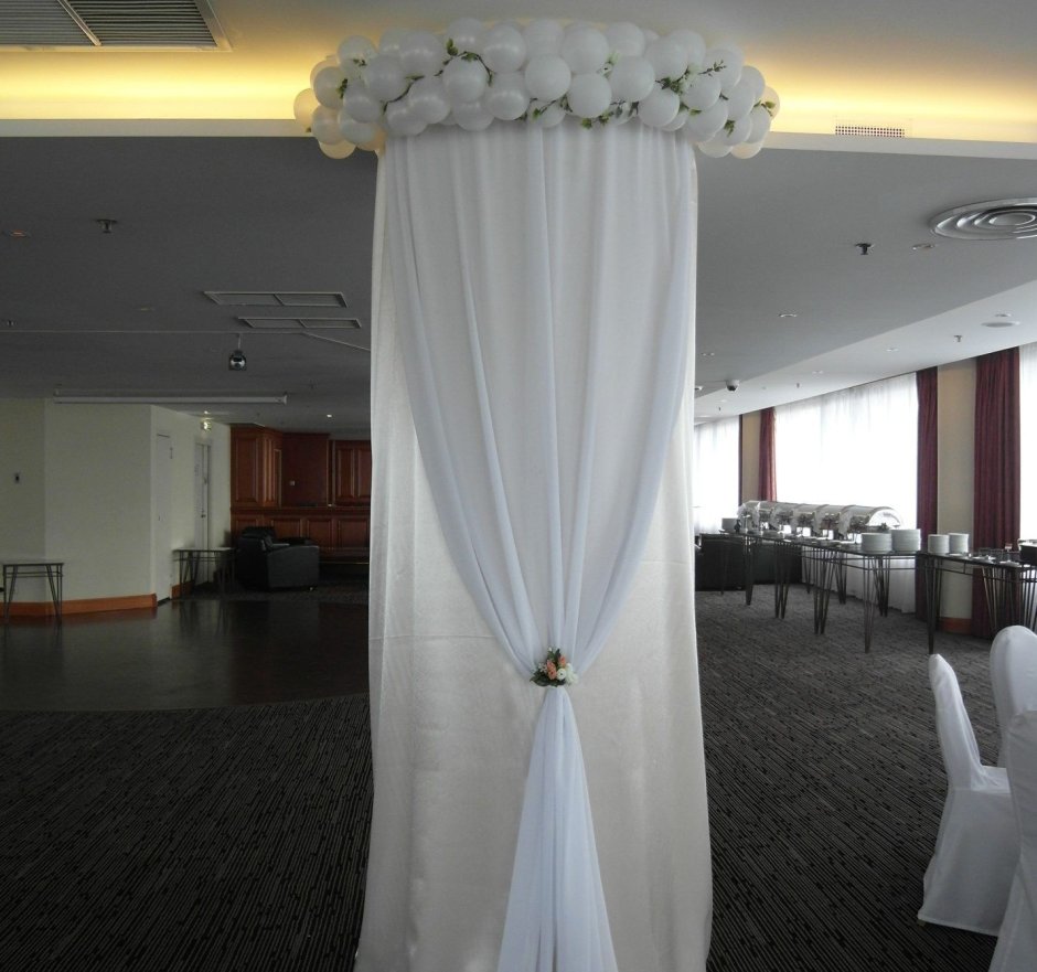 Декор на свадьбу колонны