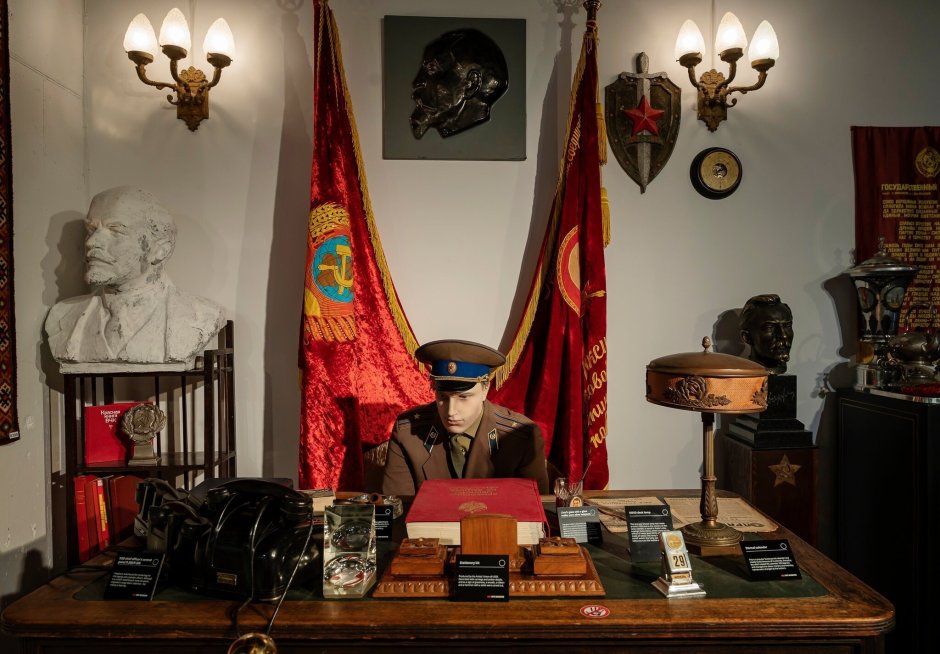Экспонаты музей КГБ Москва