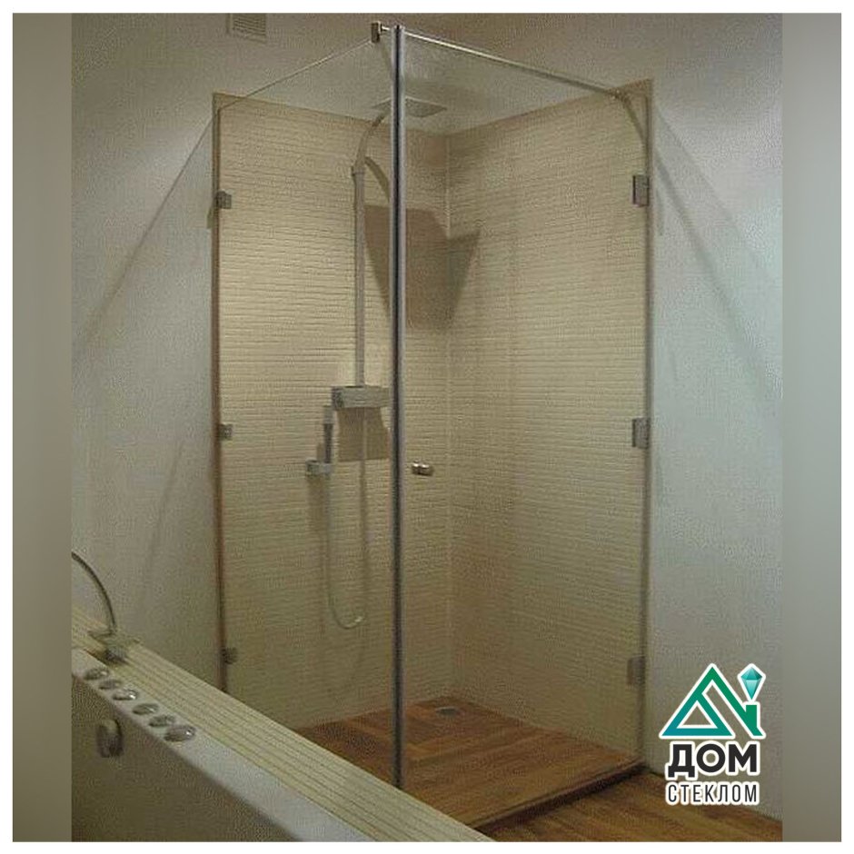 Душевая перегородка из поликарбоната для душа