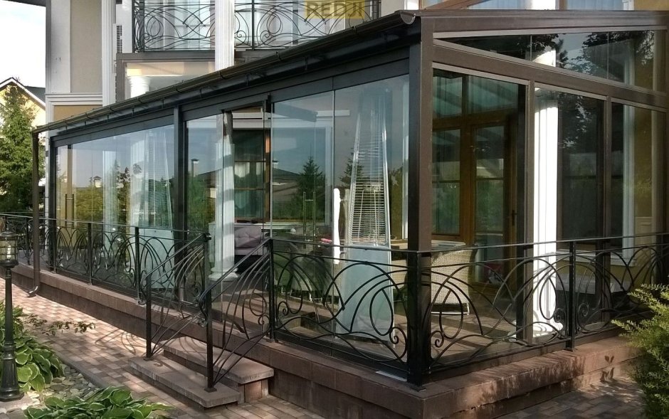 Альтер премиум-остекление веранды