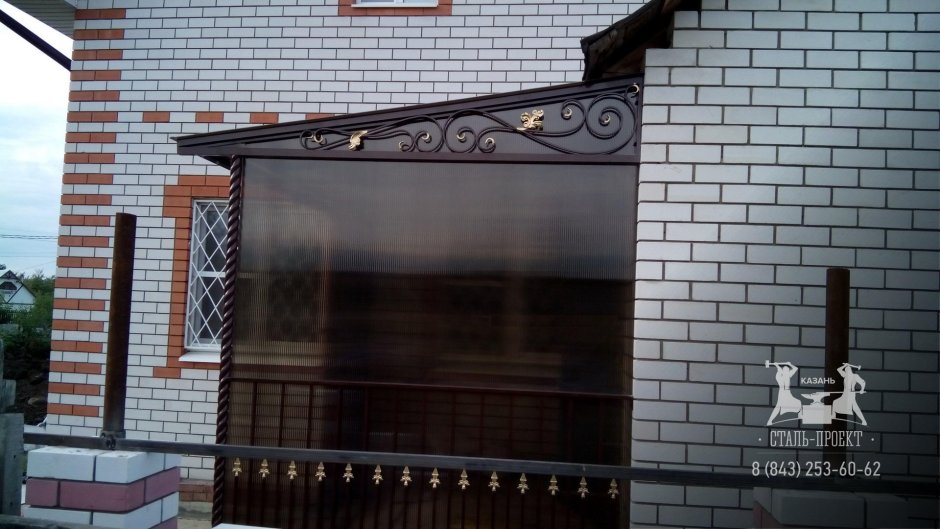 Тамбур из поликарбоната в частном доме