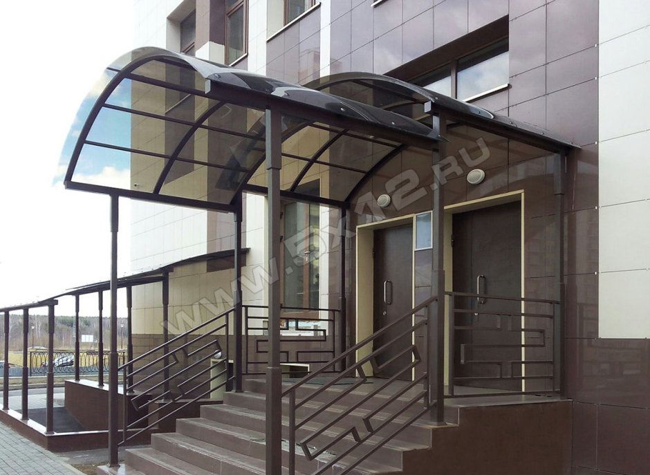 Входная группа в частный дом из нержавейки