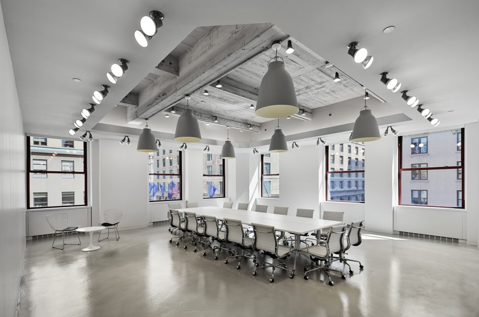 Освещение в общественных помещениях