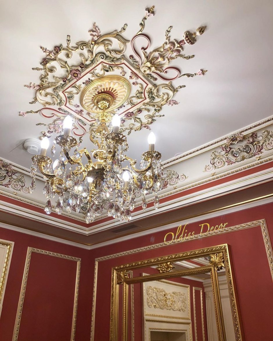 Декорирование потолка