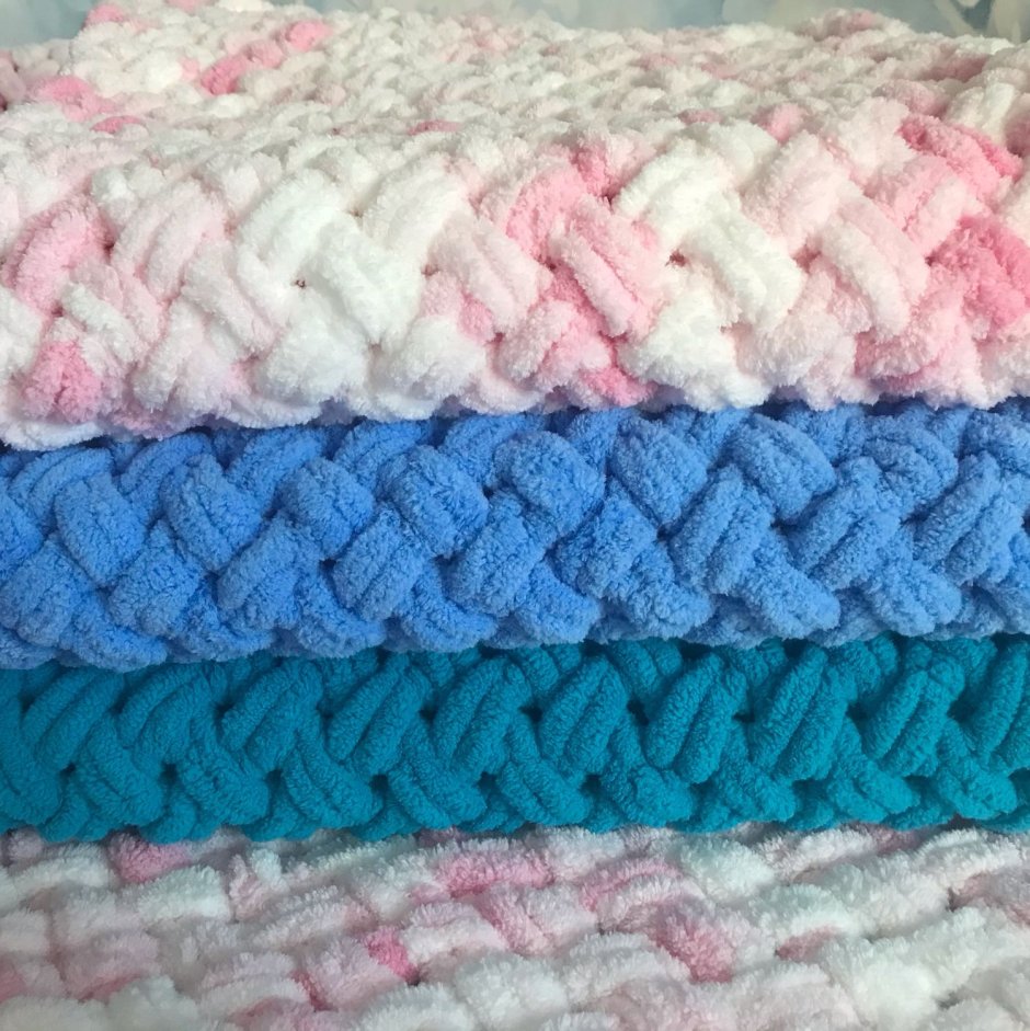 Пряжа Ализе Пуффи плед плетенкой