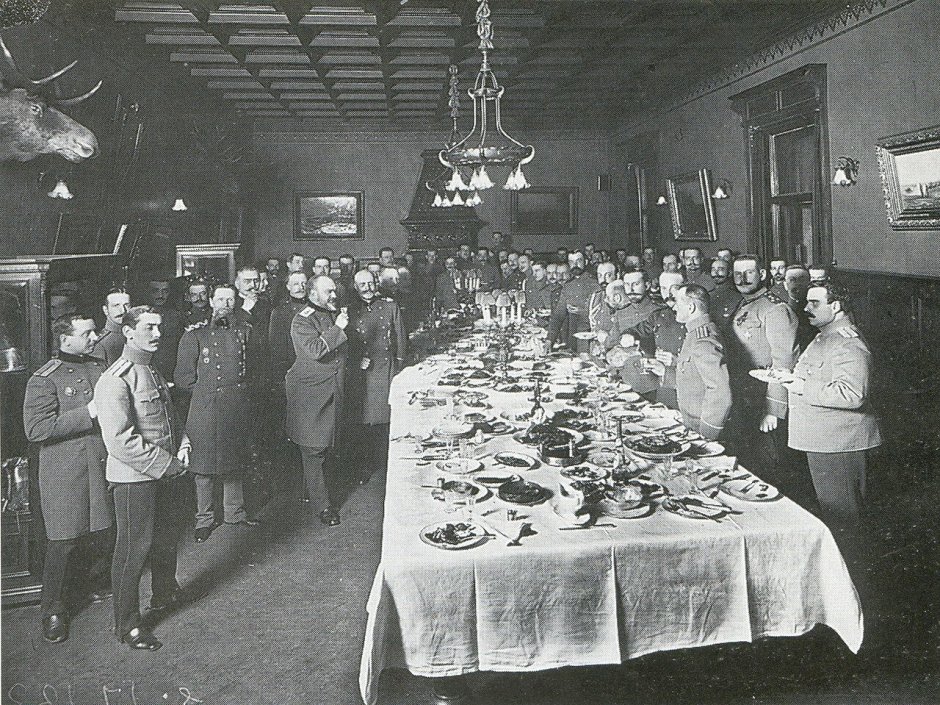 Офицерское собрание в армии царской России