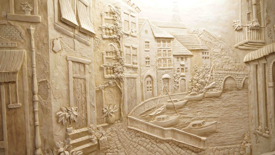 Барельеф Венеция на стене