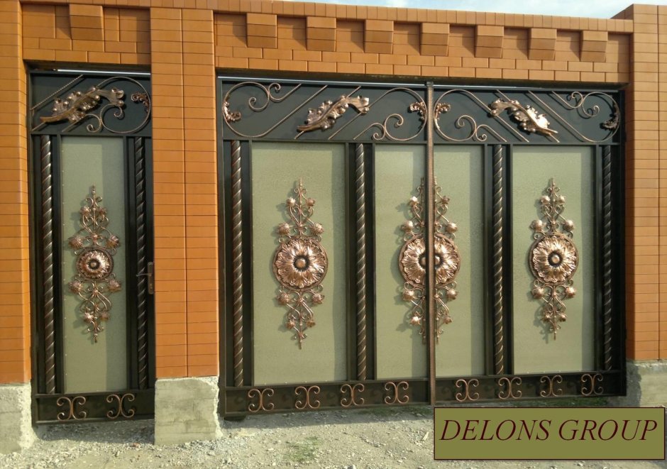 Ворота в узбекском стиле