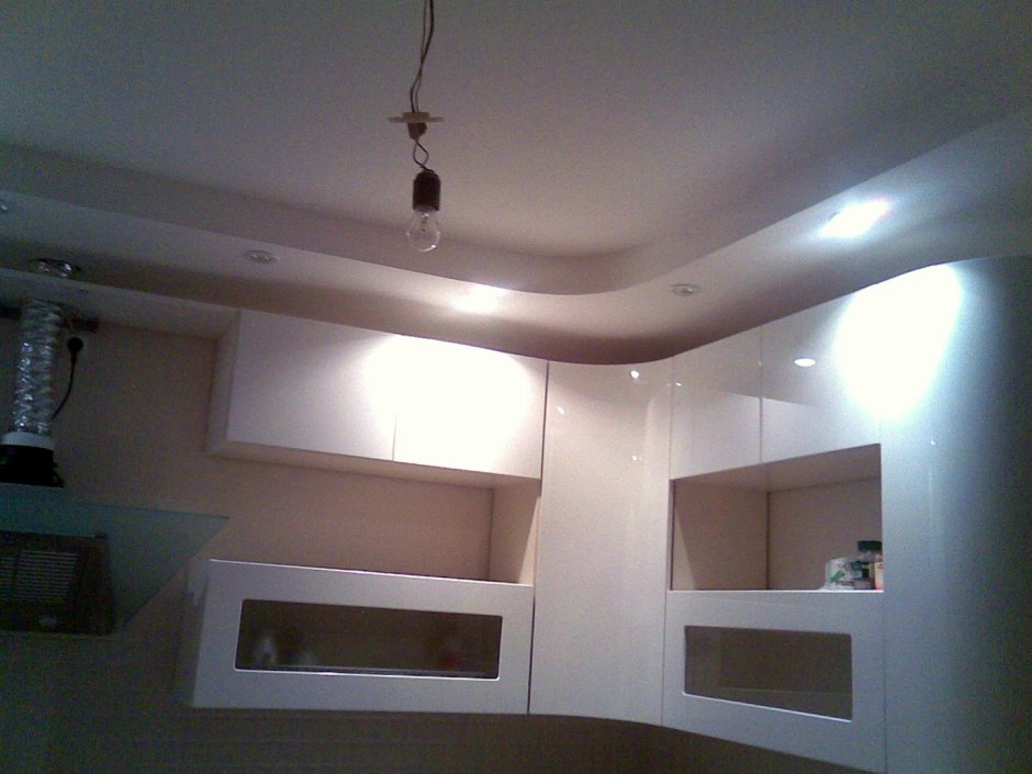 Потолки из гипсокартона с подсветкой для кухни