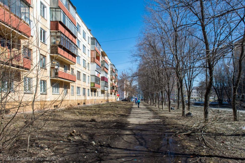 Улица России двор