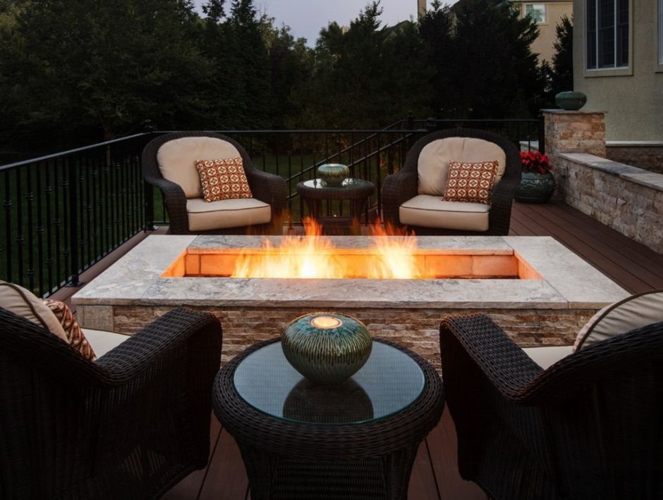 Кострище со столом