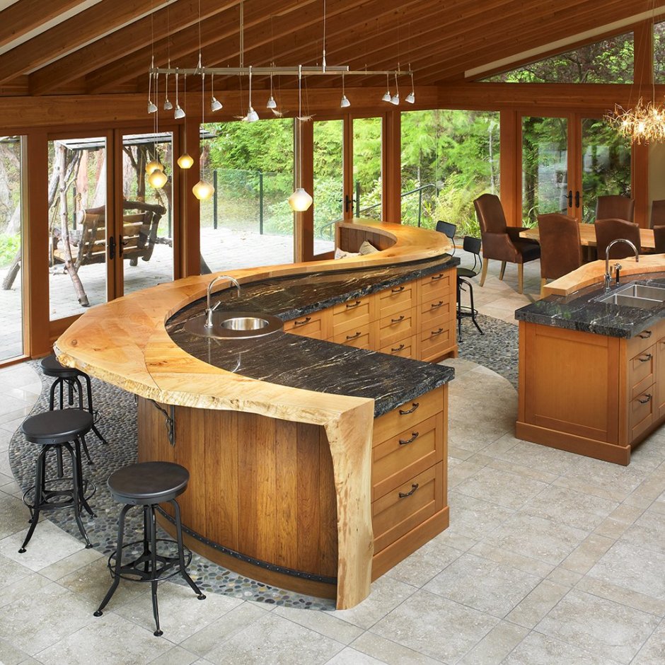 Беседка с барной стойкой