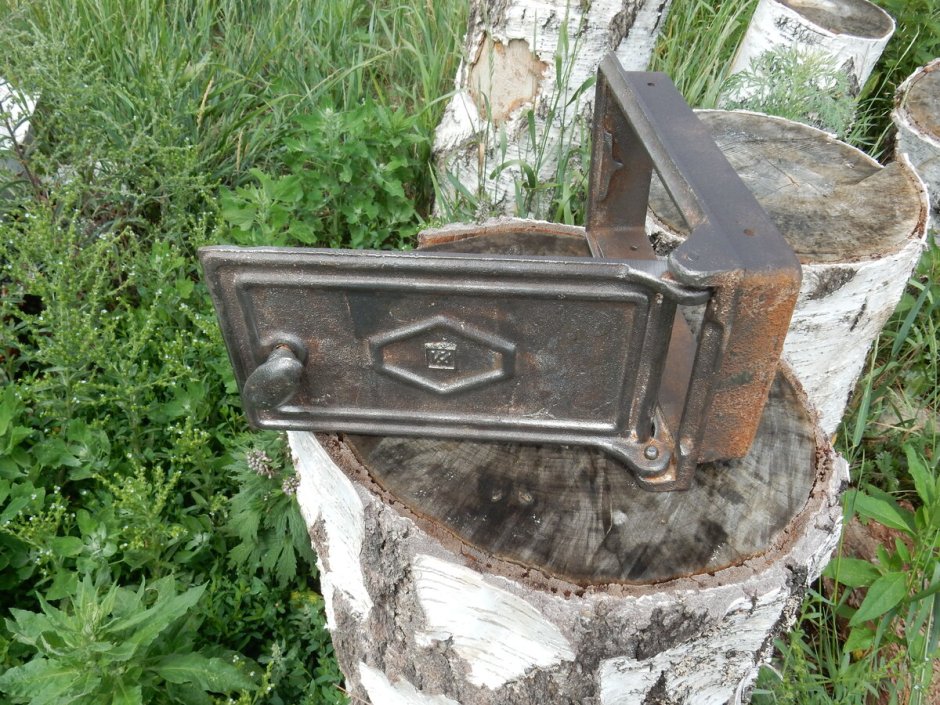 Крепление ручки печной дверцы