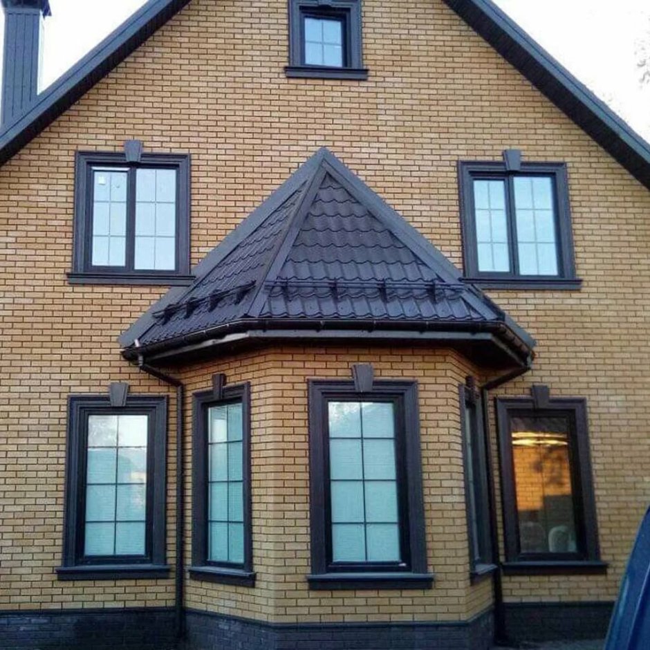 Дом облицованный термопанелями