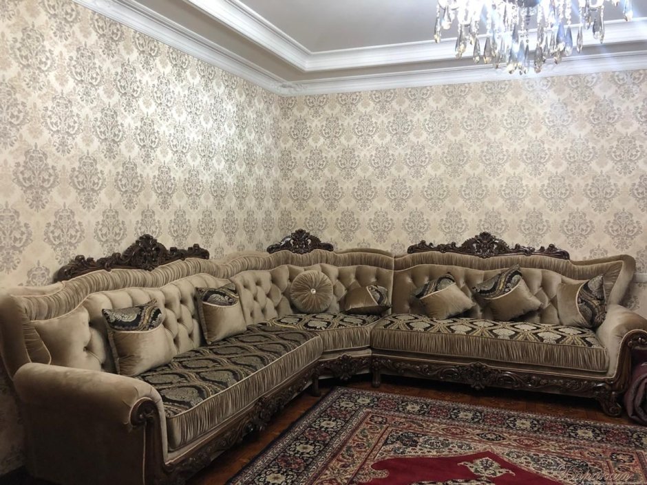 Угловой Холл Дагестане