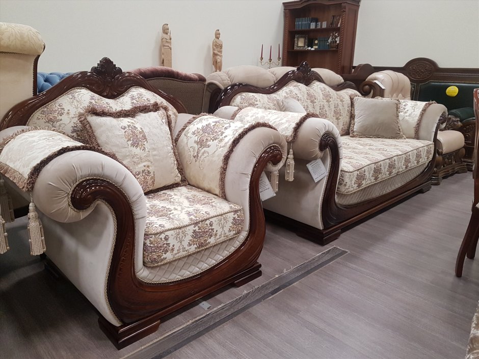 Комплект мягкой мебели