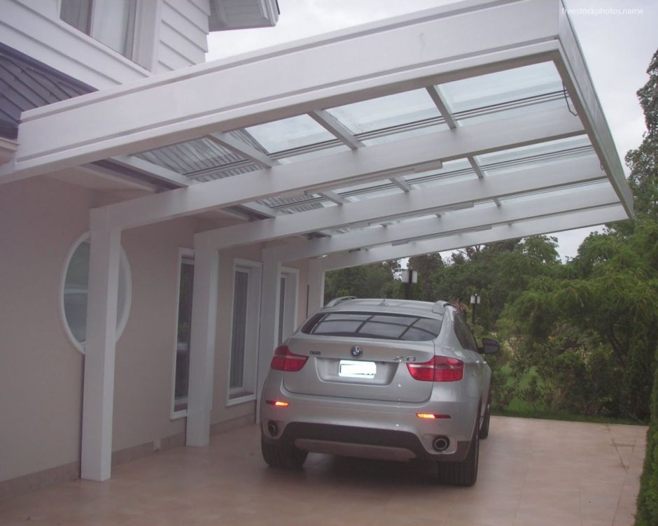 Освещение под навесом для машины