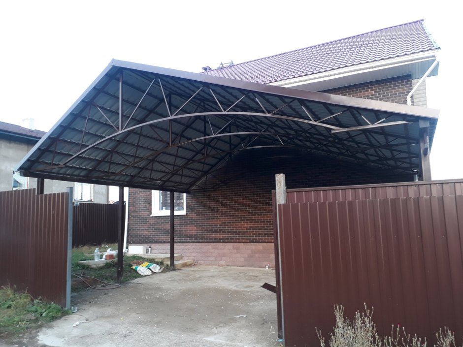 Навес из листового металла