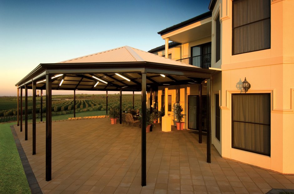 Освещение под навесом