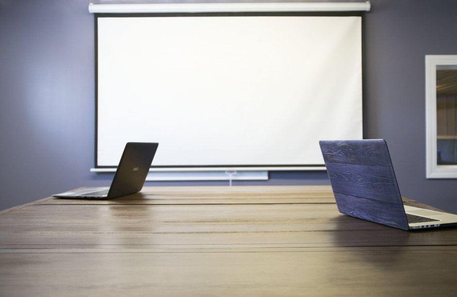 Экран для проектора