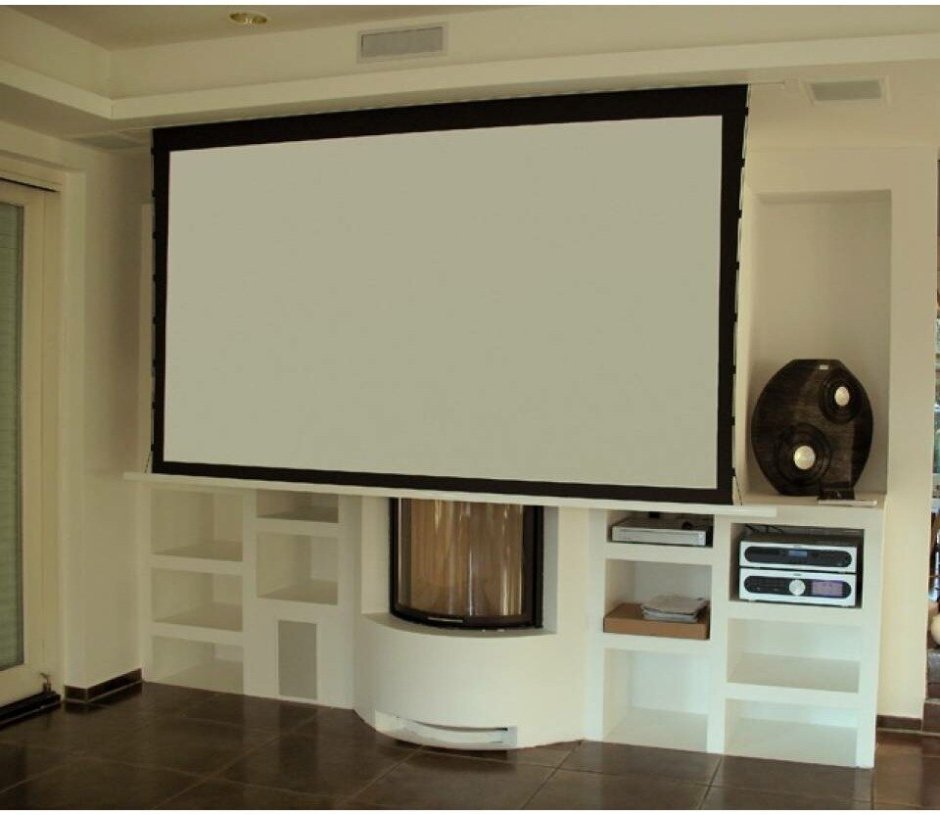 Экран для проектора в интерьере