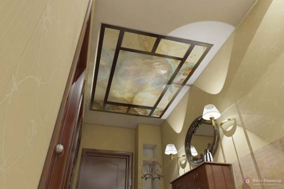 Натяжной потолок с люком на чердак