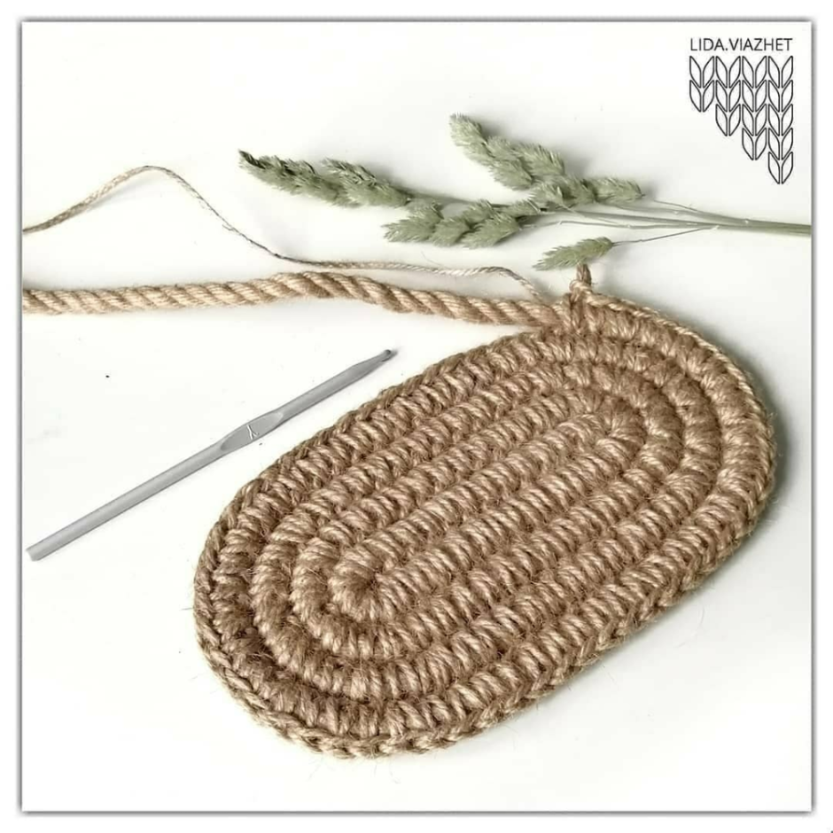 Коврик из джутового шпагата крючком