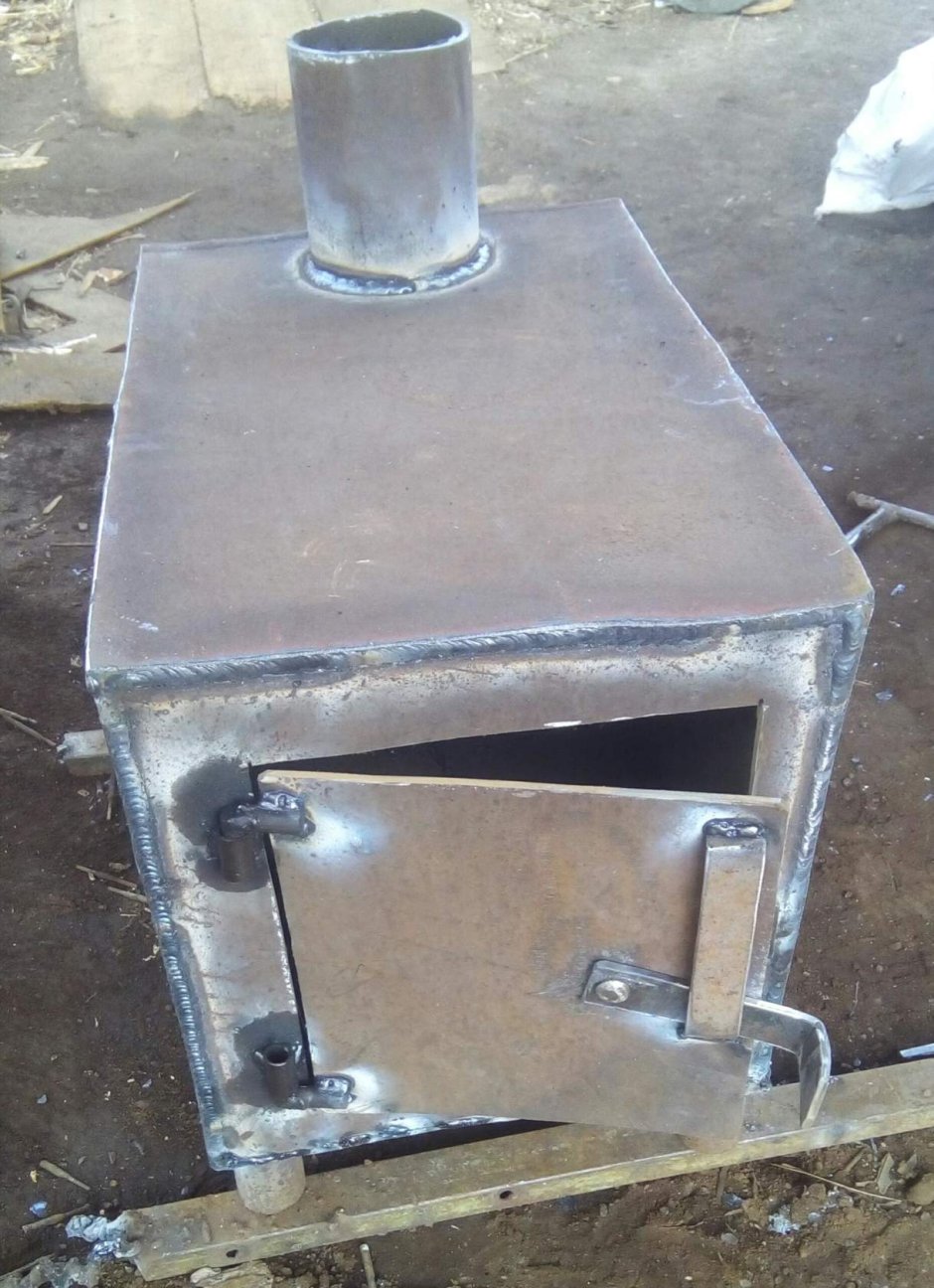 Железная печь в гараж