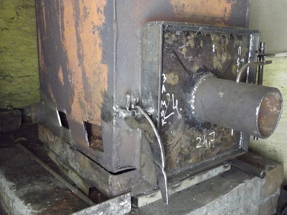 Петли на буржуйку