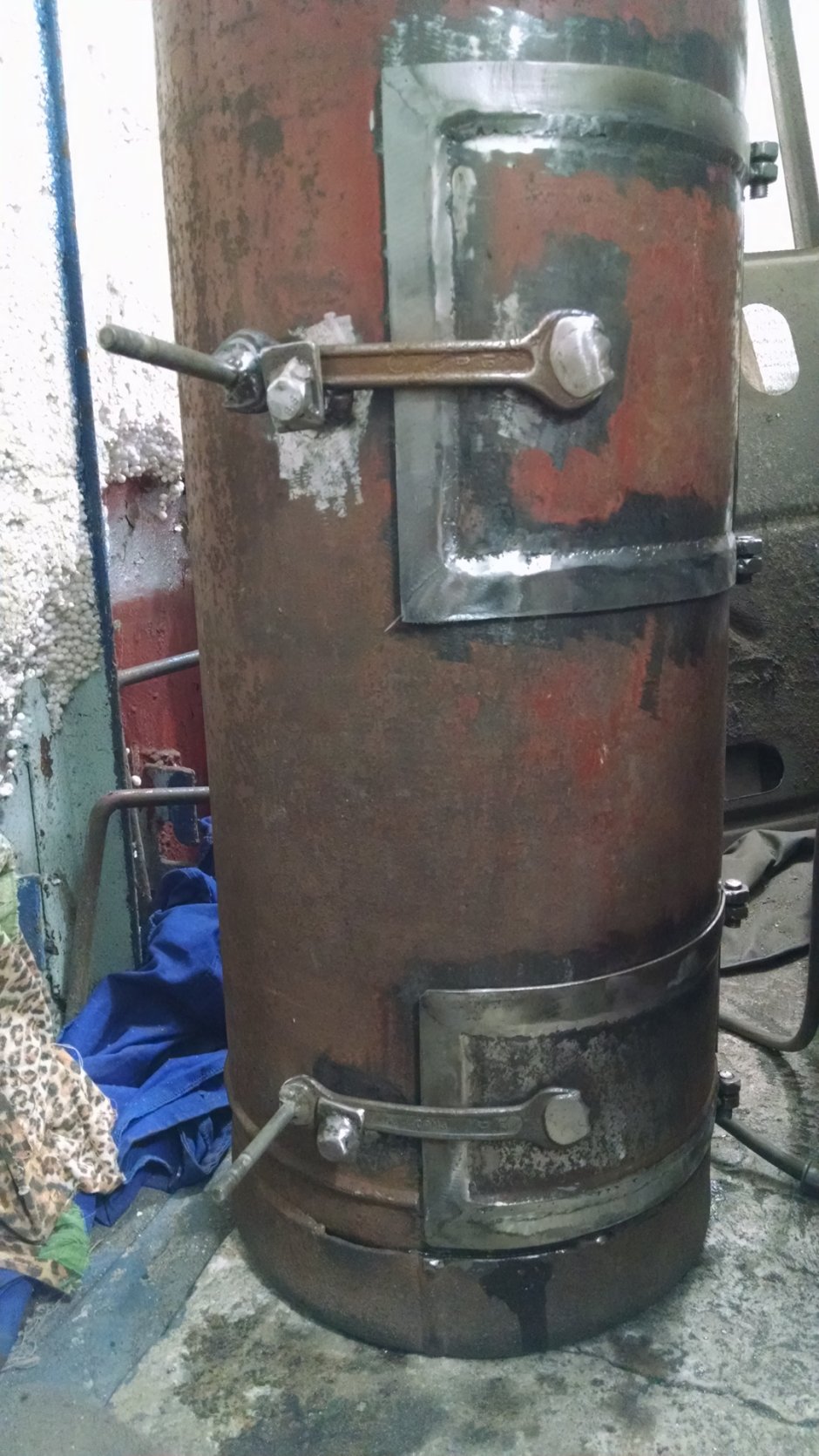 Круглая печь для гаража