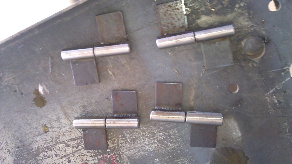 Петли для печки буржуйки