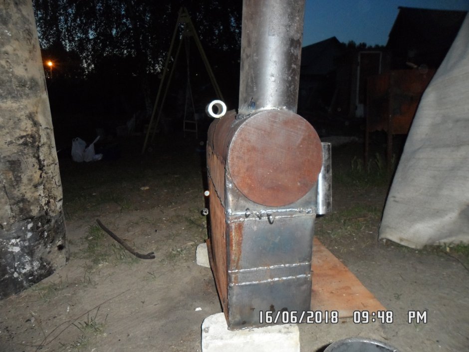 Оригинальная ручка на буржуйке