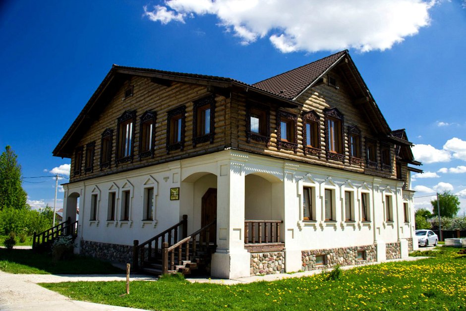 Отреставрированный Купеческий дом в Костромской области