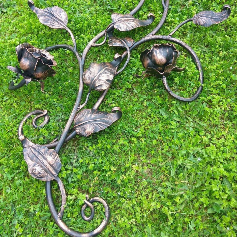 Кованые цветы