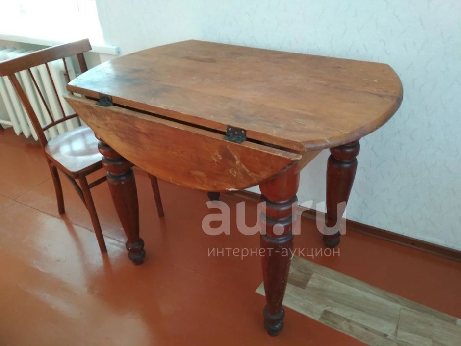 Раритетный стол