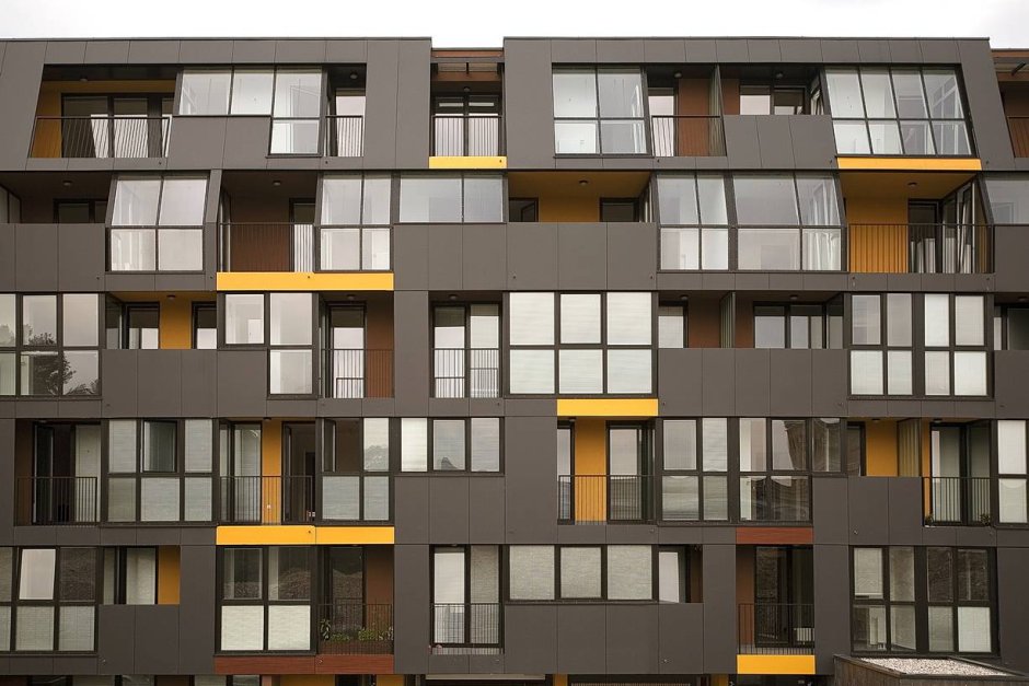 Фасады многоэтажных жилых домов