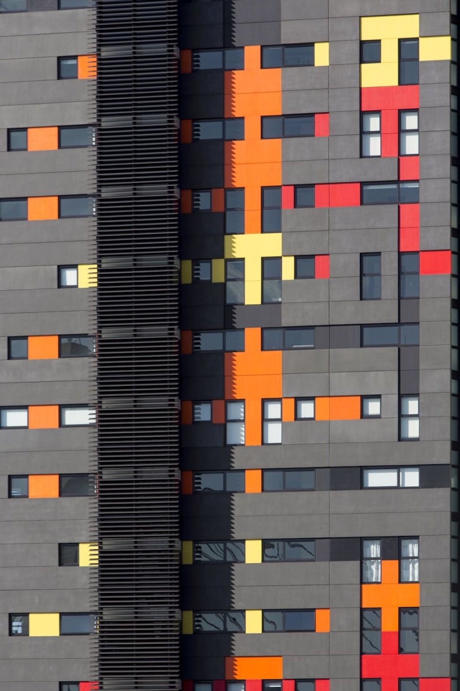 Интересные фасады многоэтажных домов