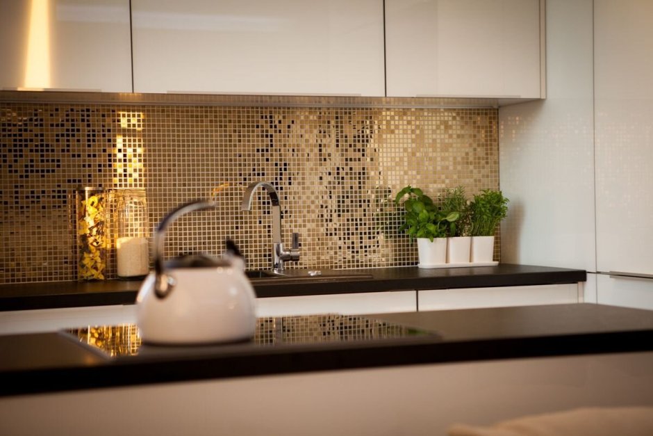 Стеклянная мозаика для кухни на фартук