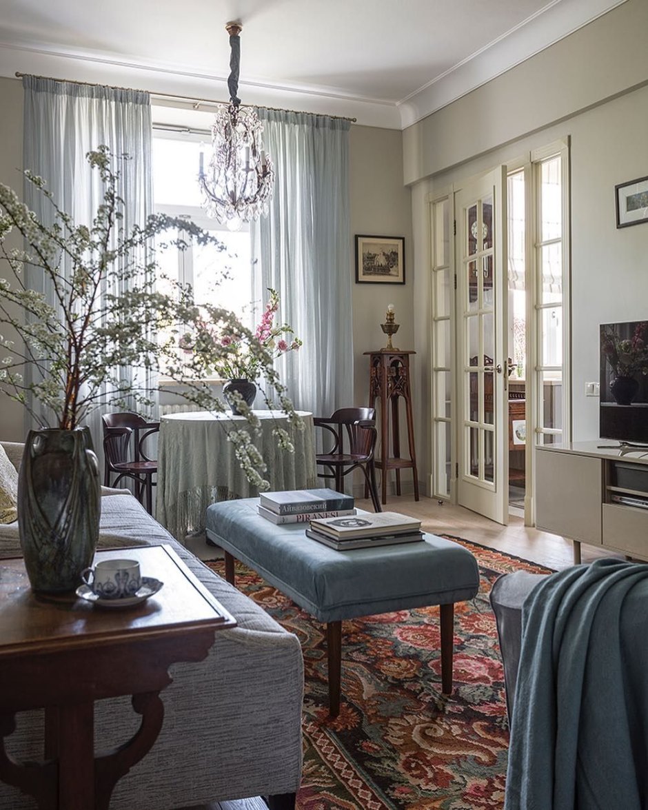 Квартира в старинном стиле